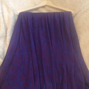 Lularoe feminine floral print maxi skirt EUC
